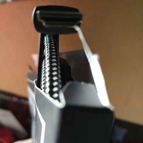 HDMI cable - Picture 3 of 3